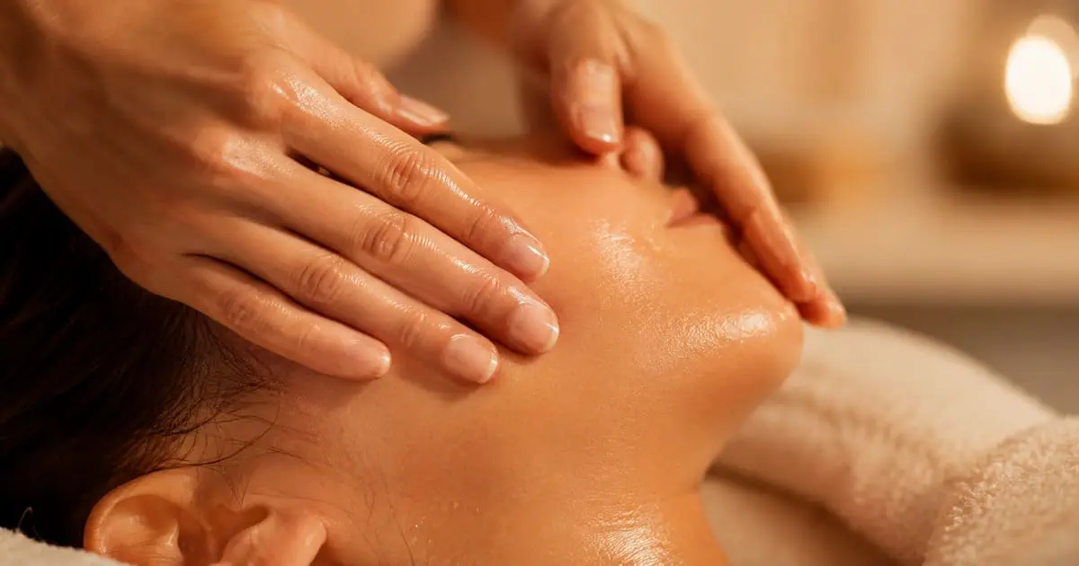 Massage Kobido à Davézieux - Lifting naturel japonais Glow Up Signature