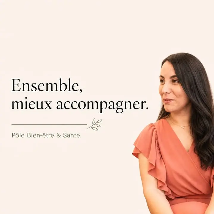 Wafa Mazouz souriante - Ensemble Mieux Accompagner Pôle Bien-être Davézieux